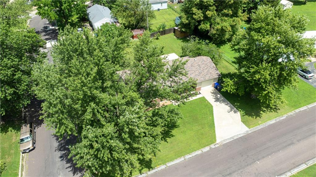 1640 Country Club Blvd, Sedalia, MO 65301