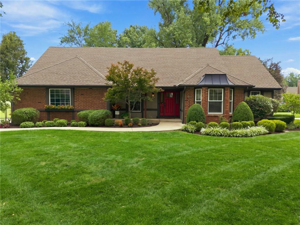 12855 Sagamore Rd, Leawood, KS 66209