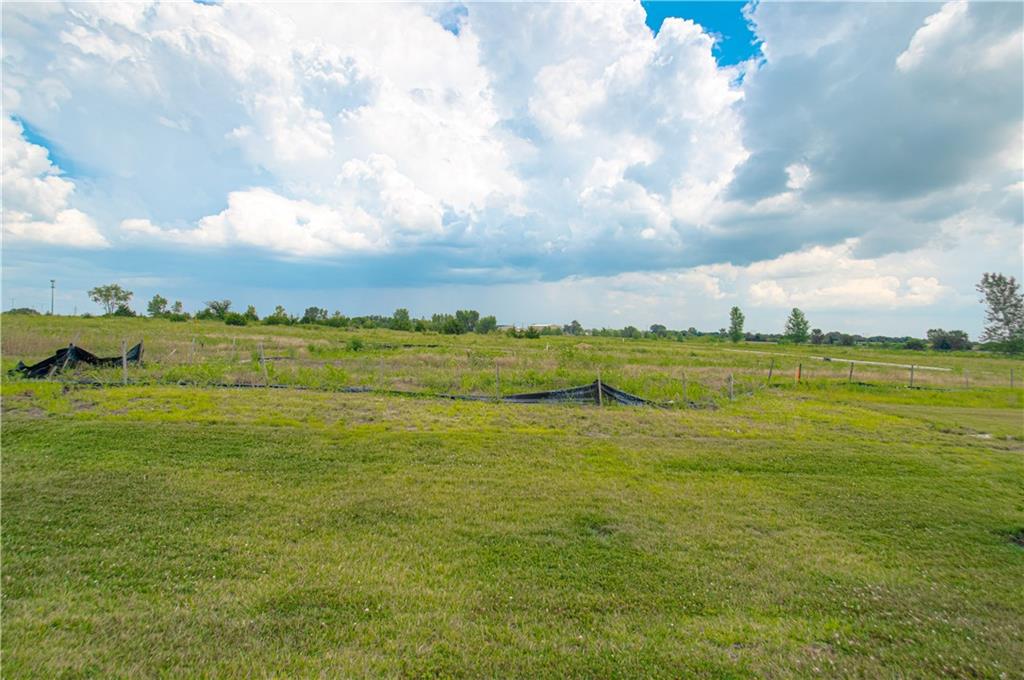 20322 W 193rd Ln, Spring Hill, KS 66083