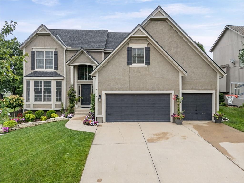 8112 W 145th St, Overland Park, KS 66223