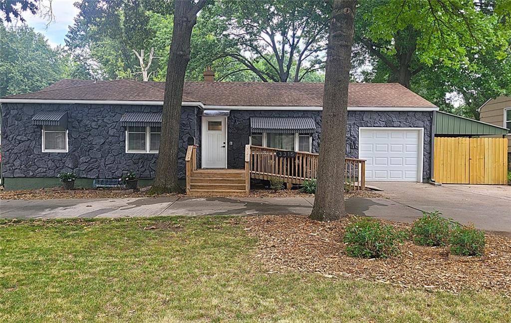 3315 S Crysler Ave, Independence, MO 64055
