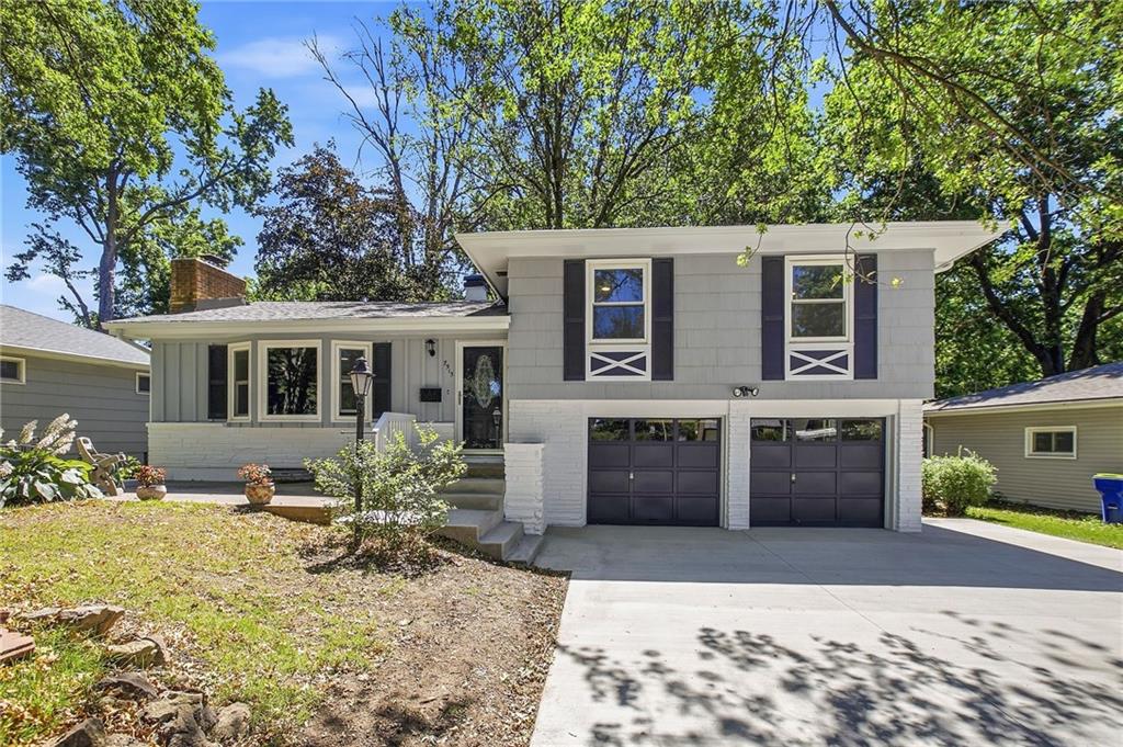 7915 Evanston Ave, Raytown, MO 64138