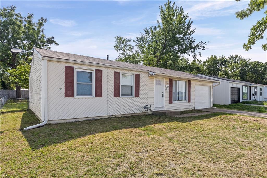1713 N Whitney Rd, Independence, MO 64058
