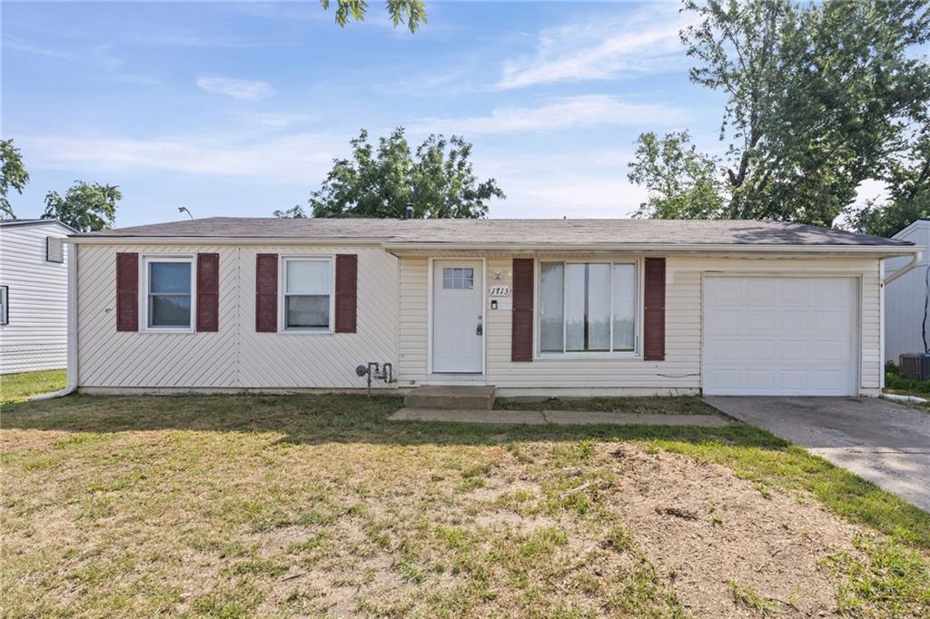1713 N Whitney Rd, Independence, MO 64058