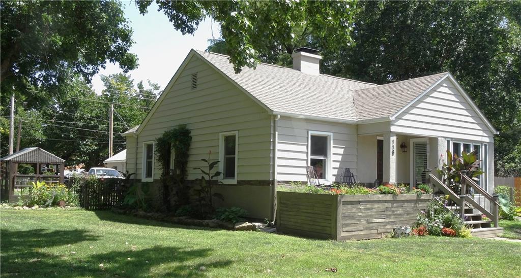 118 W Walnut St, Rich Hill, MO 64779