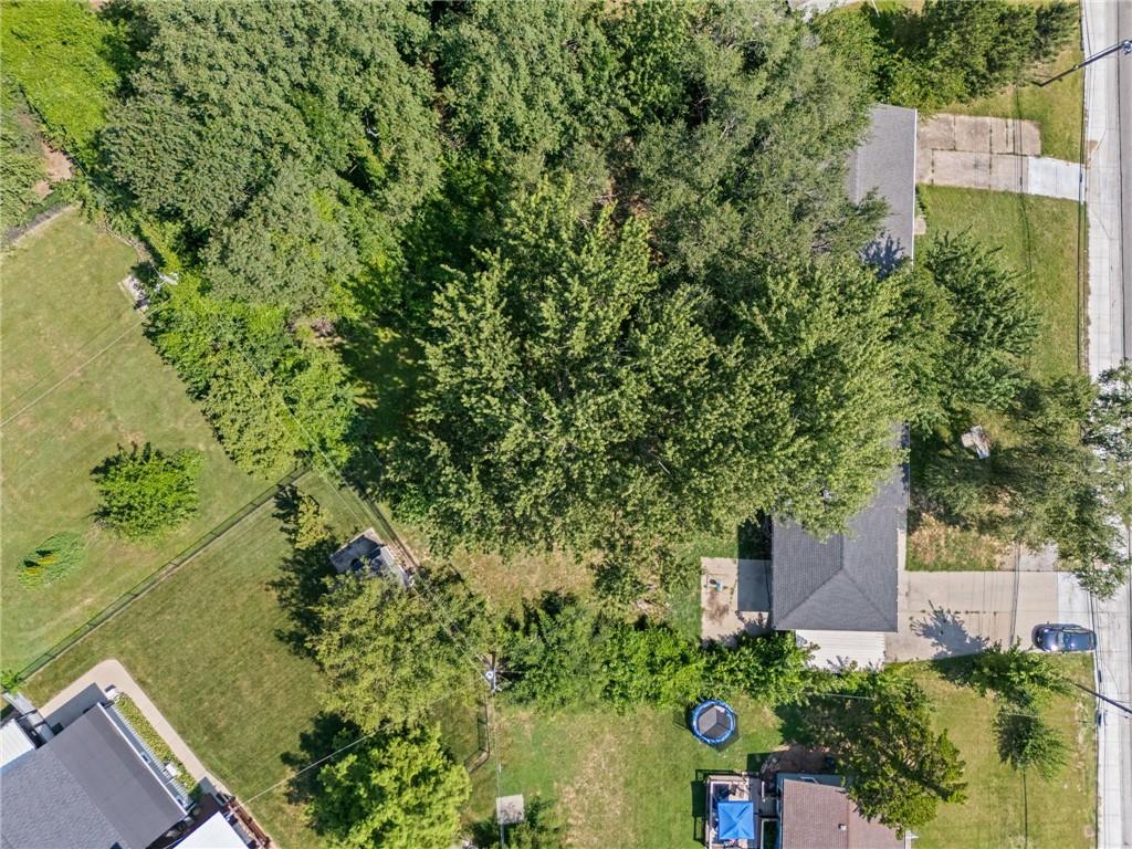 6208 NE Antioch Rd, Gladstone, MO 64119