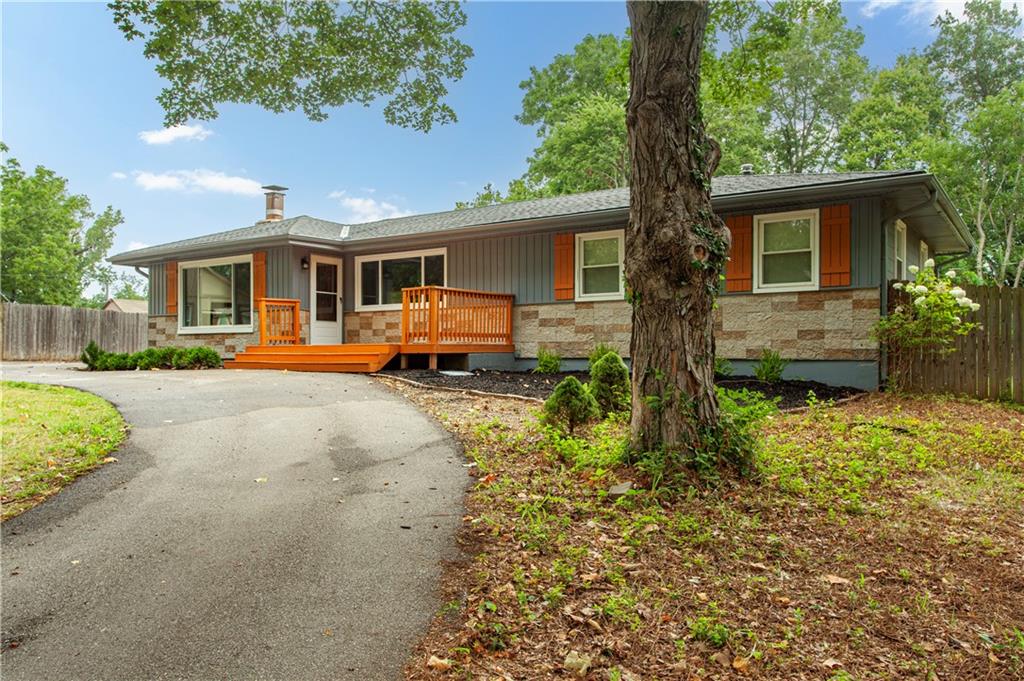 4157 N Cleveland Ave, Kansas City, MO 64117