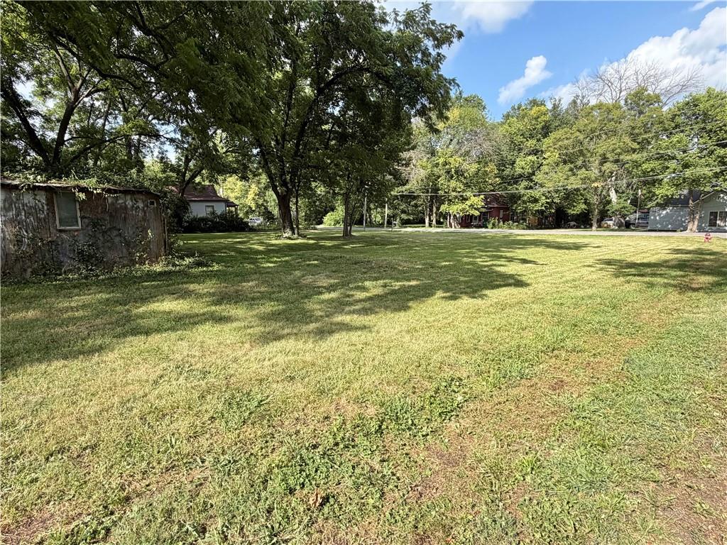 114 S Broadway St, Butler, MO 64730