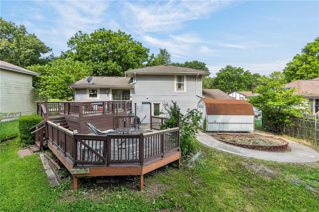 13307 Overhill Rd, Grandview, MO 64030