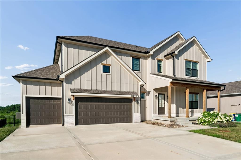 16255 NW 123rd St, Platte City, MO 64079