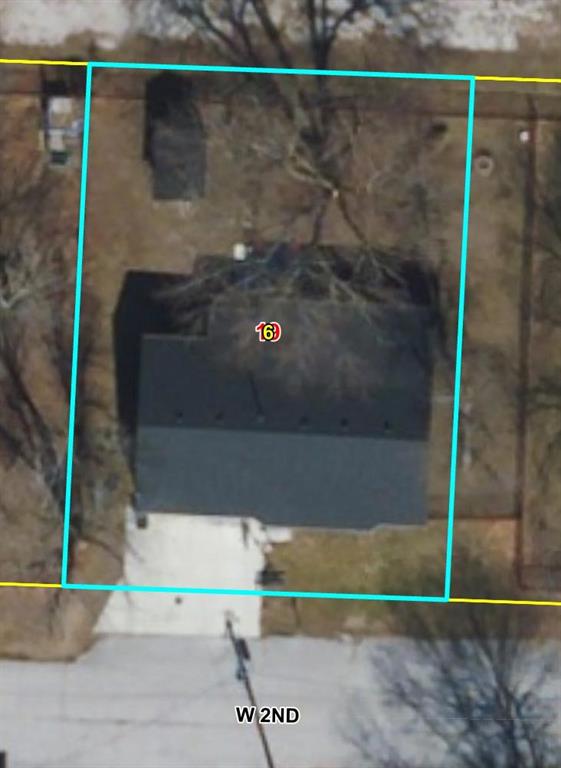 104 E 2nd St, Lamar, MO 64759