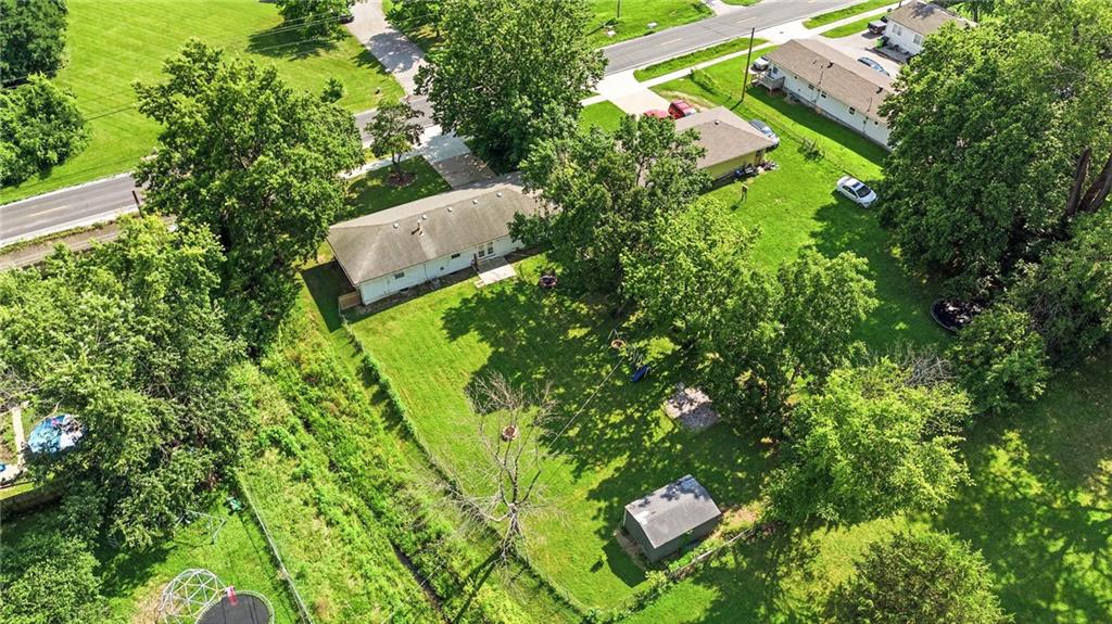 304 E South St, Harrisonville, MO 64701