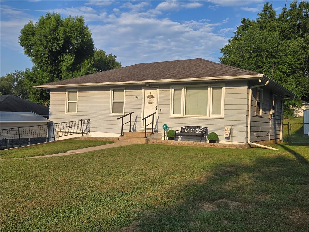 607 May St, Wellington, MO 64097