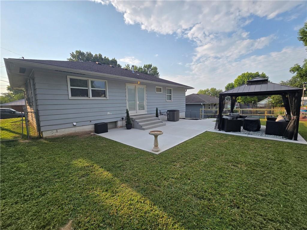 607 May St, Wellington, MO 64097