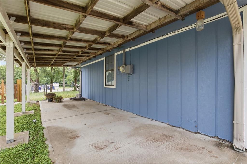 304 E 2nd St, Lawson, MO 64062