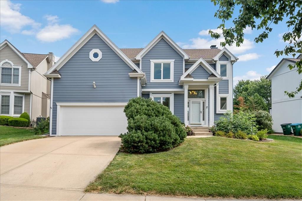 8618 W 127th Ter, Overland Park, KS 66213