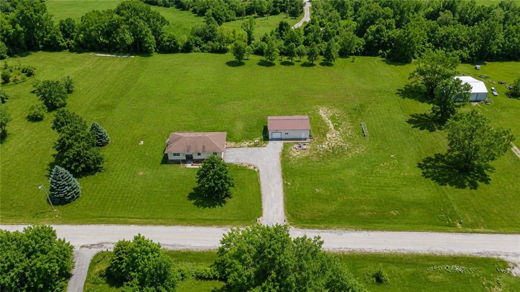 207 Evergreen St, Excelsior Springs, MO 64024