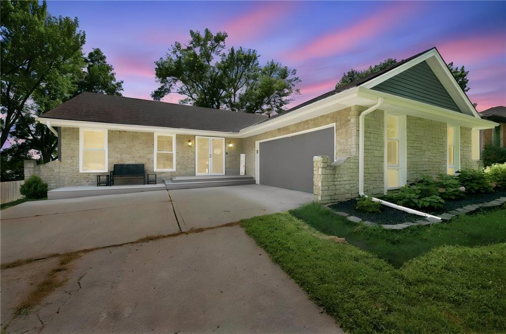 1101 NE 96th Ter, Kansas City, MO 64155