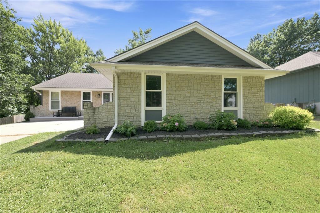 1101 NE 96th Ter, Kansas City, MO 64155