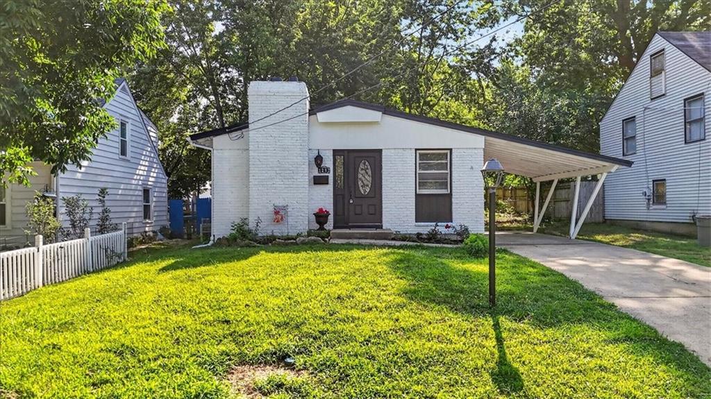 1217 S Osage St, Independence, MO 64055