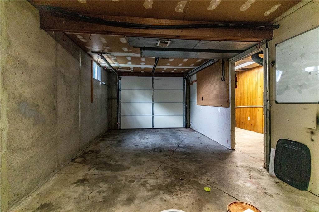 105 Hardy St, Knob Noster, MO 65336