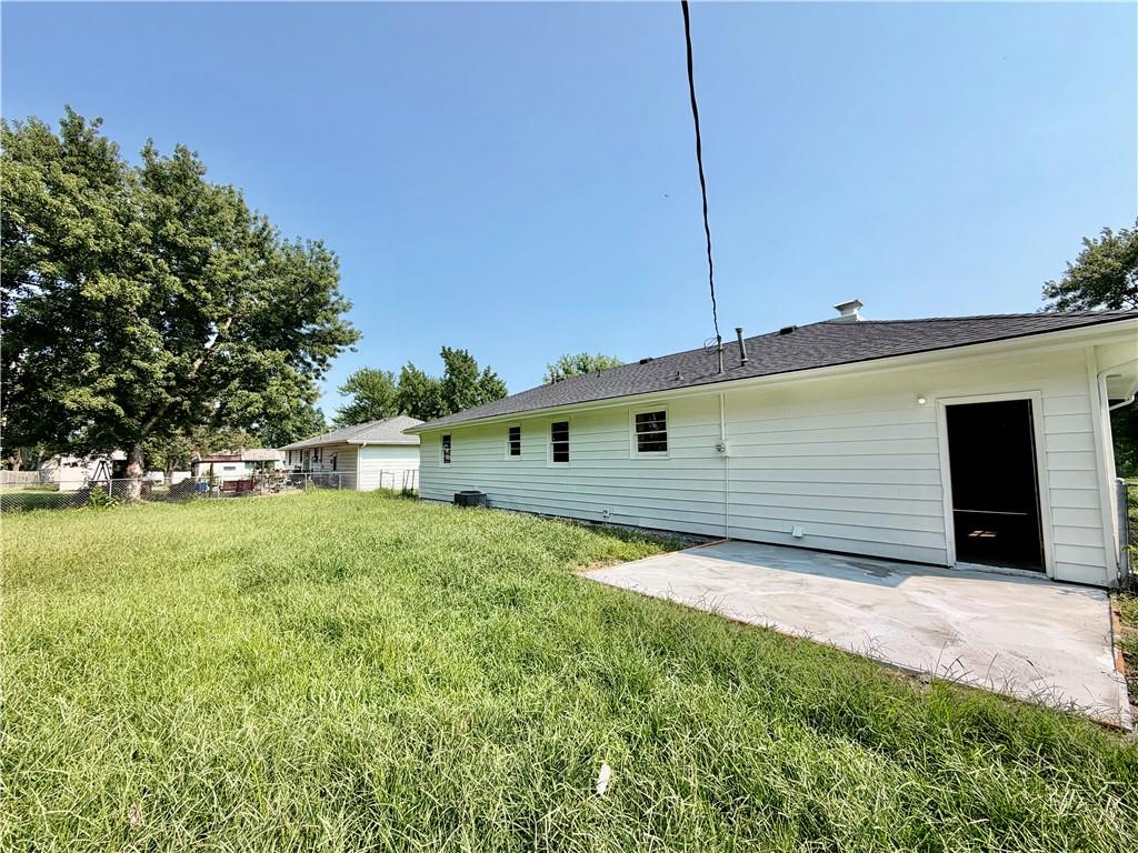 502 Jennifer Ln, Garden City, MO 64747