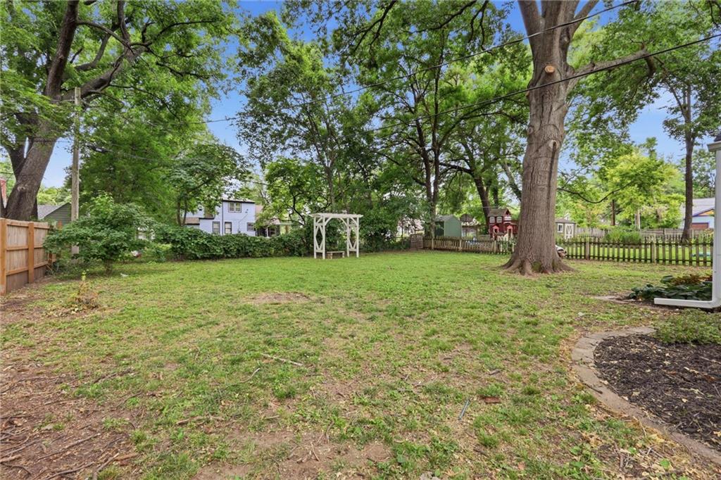 5310 Russell St, Mission, KS 66202