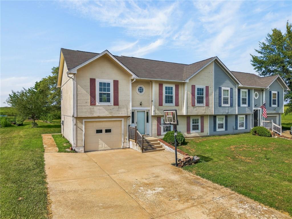 413 E Elm St, Polo, MO 64671