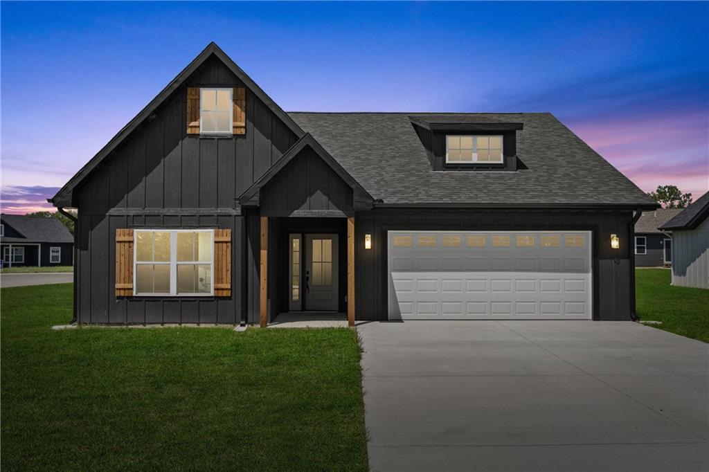 606 Catalpa St, Independence, KS 67301