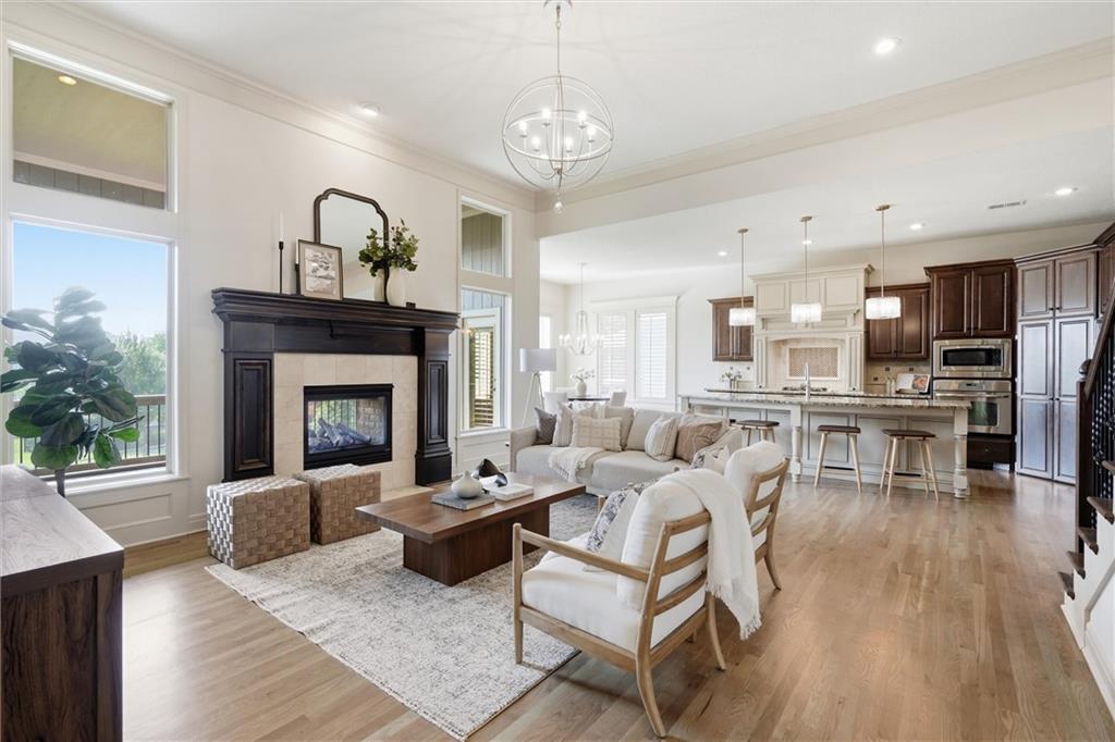 9417 W 158th St, Overland Park, KS 66221