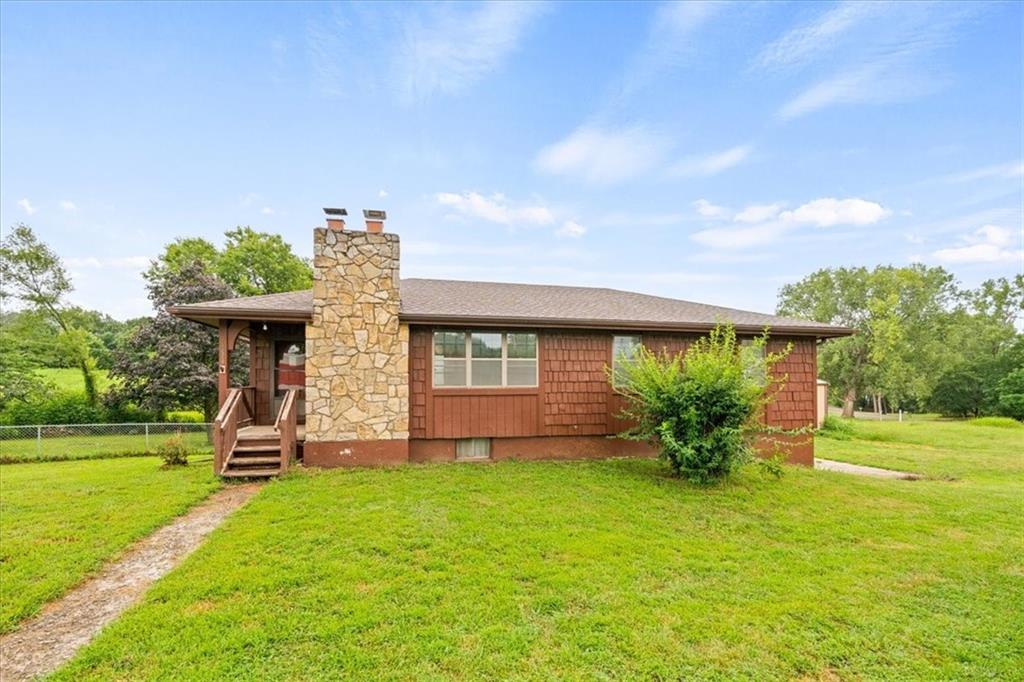 13578 184th St, Linwood, KS 66052
