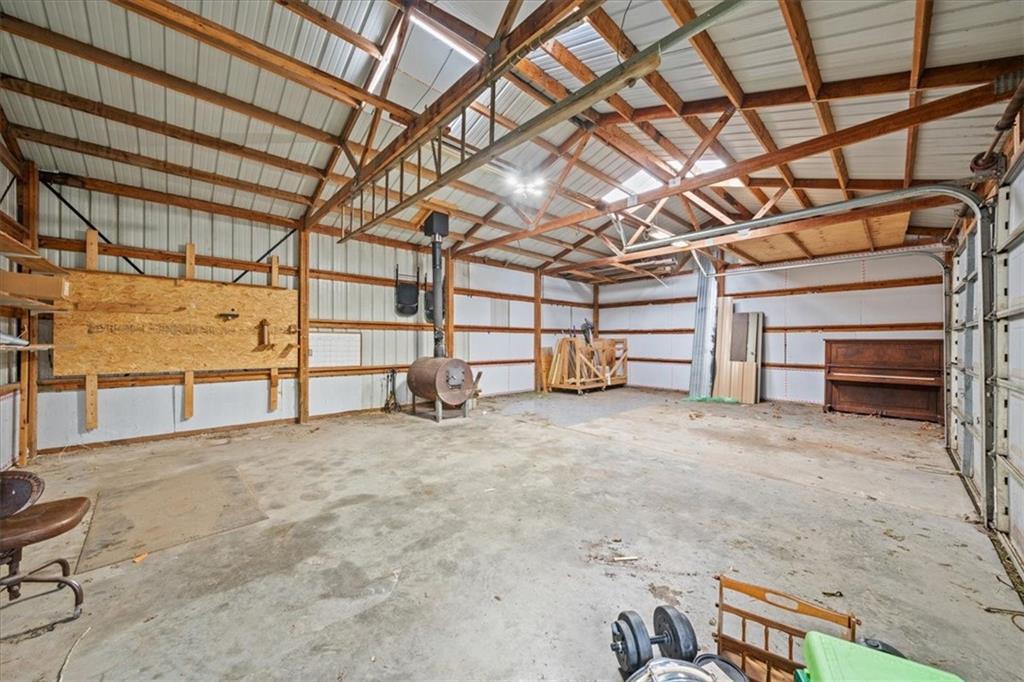 13578 184th St, Linwood, KS 66052