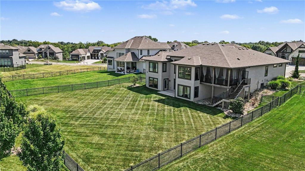 3406 NE 102nd St, Kansas City, MO 64155