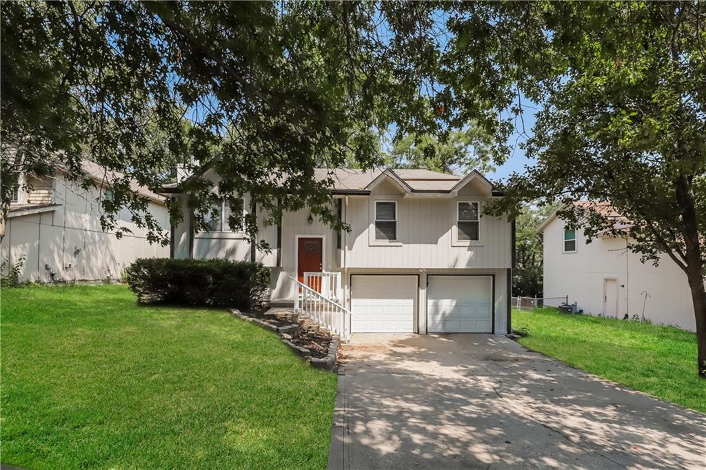 8311 N Everton Ave, Kansas City, MO 64152