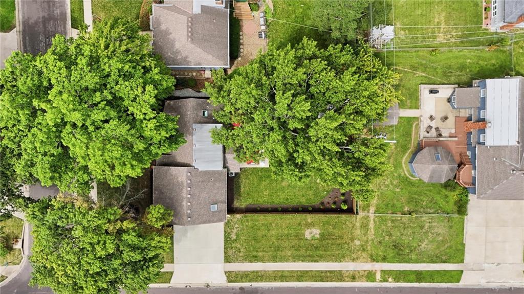 7500 W 98th Ter, Overland Park, KS 66212