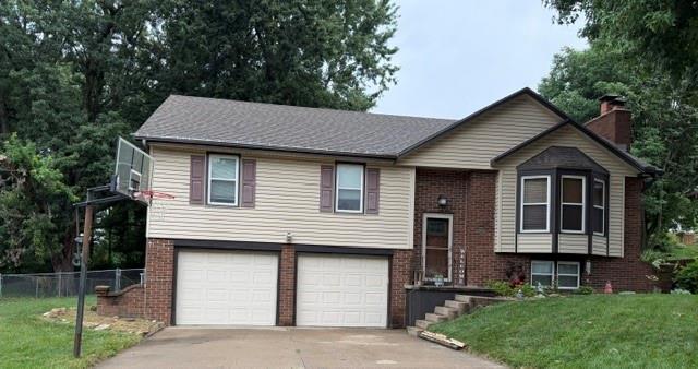 3909 W Haverill Dr, St Joseph, MO 64506