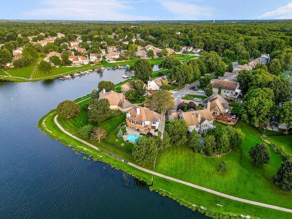 5024 SW Kingfisher Dr, Lee's Summit, MO 64082
