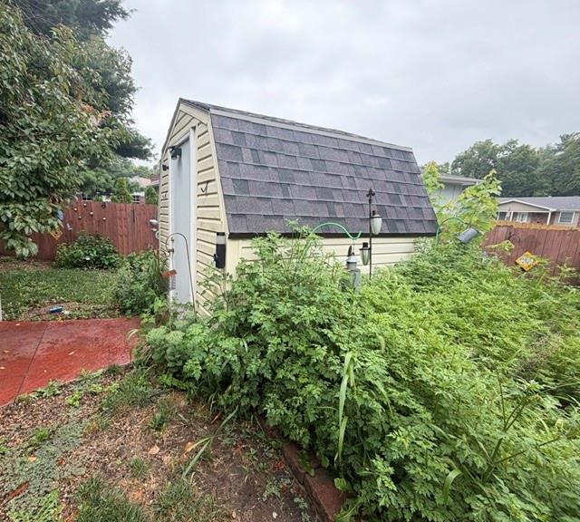 46 Northridge Dr, St Joseph, MO 64506