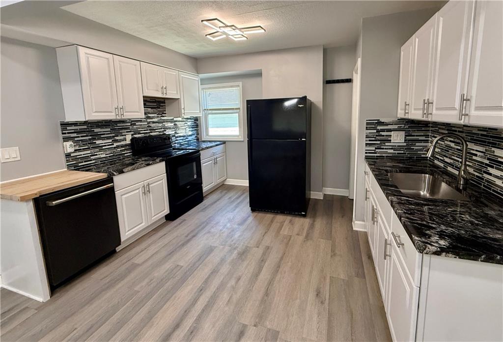2809 E 39th St, Kansas City, MO 64128