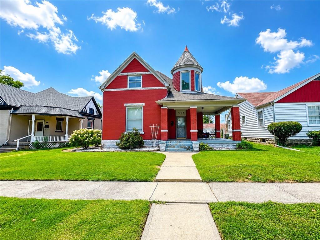 1604 S Moniteau Ave, Sedalia, MO 65301