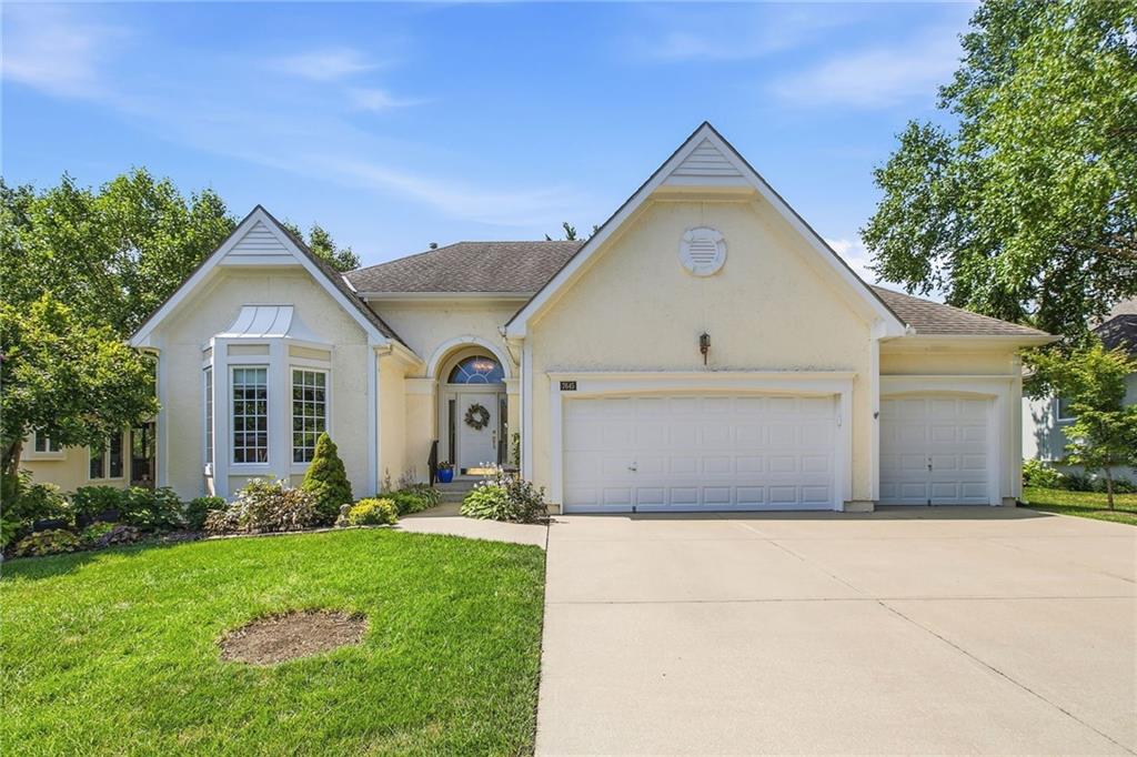 7645 W 149th St, Overland Park, KS 66223