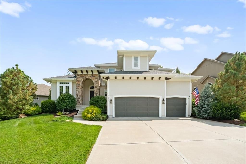 24051 W 121st St, Olathe, KS 66061