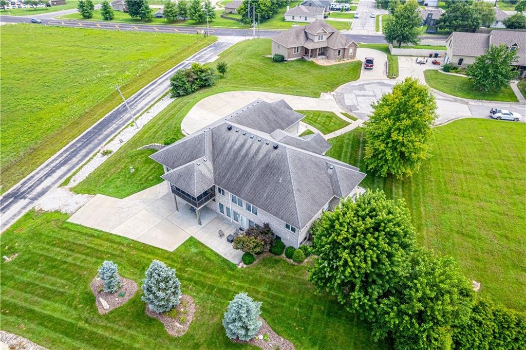 1113 Saxony Ct, Warrensburg, MO 64093