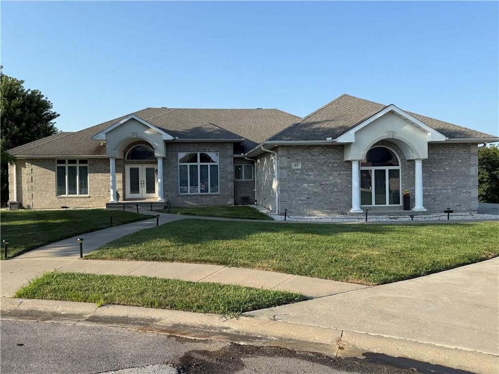 1113 Saxony Ct, Warrensburg, MO 64093