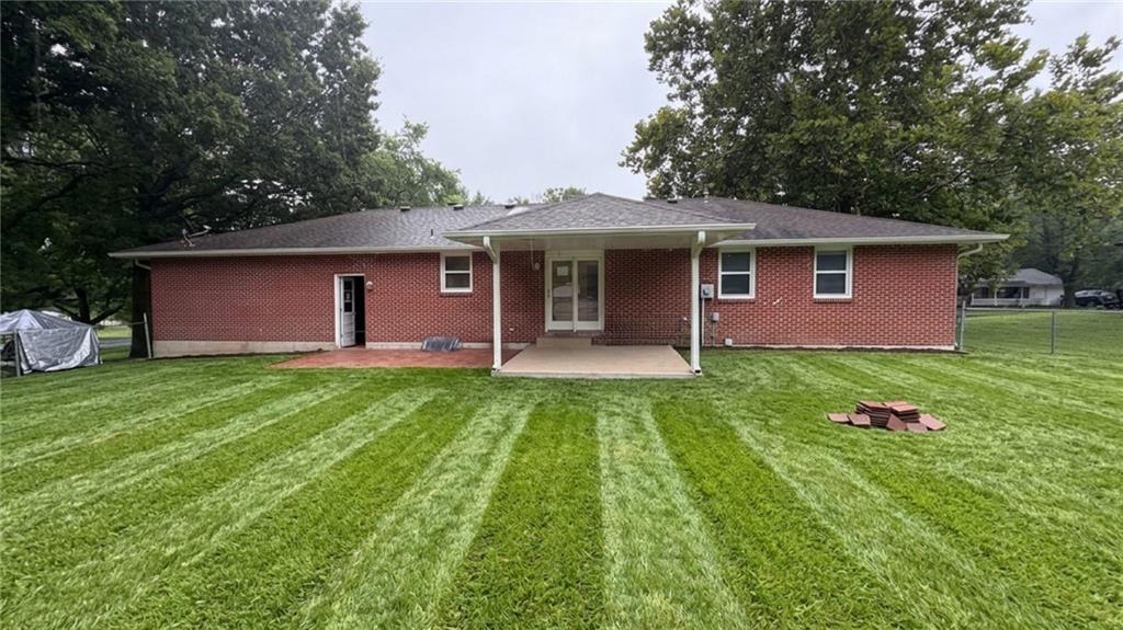 433 E Elm St, Drexel, MO 64742