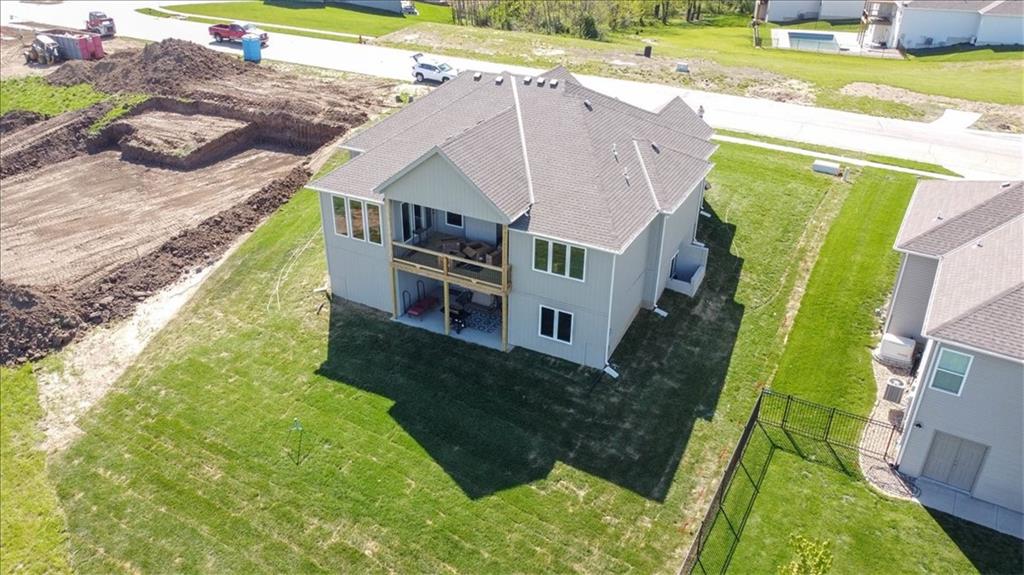 17507 Grey Hawke Rg, Smithville, MO 64089
