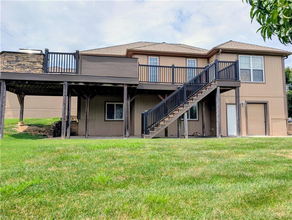 1407 Bear Creek Cir, Warrensburg, MO 64093