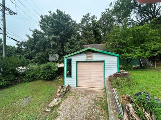 8840 E Wilson Rd, Independence, MO 64053