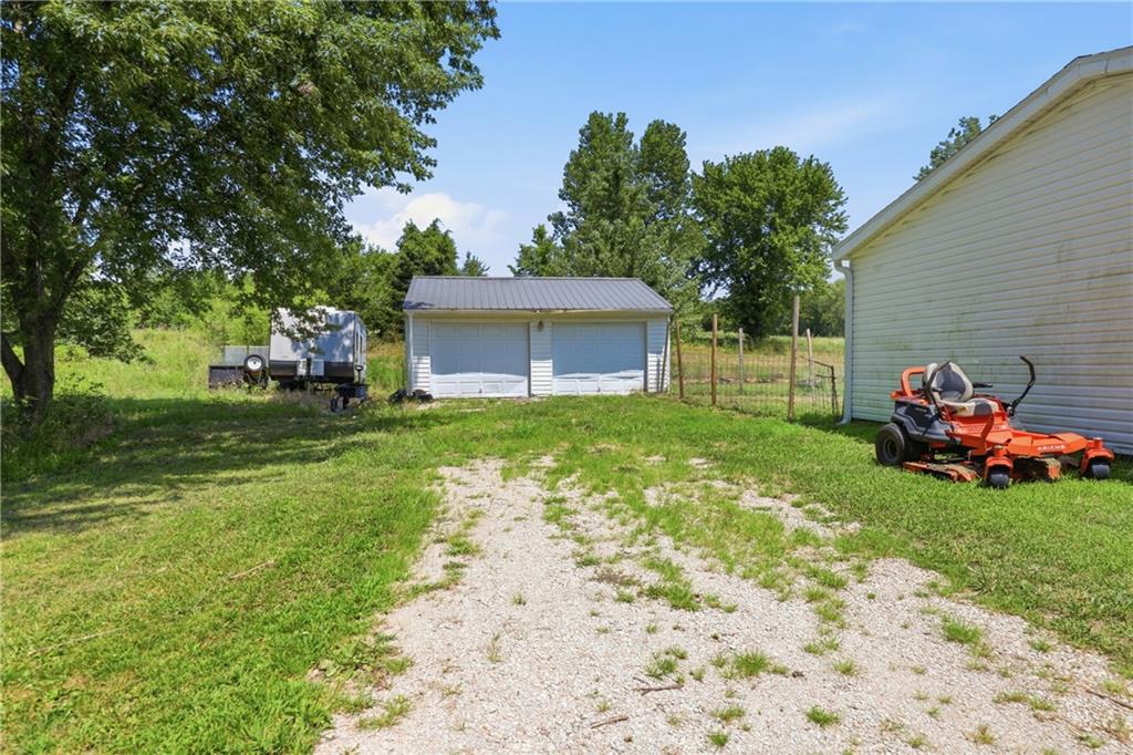 31 SW 600th Rd, Warrensburg, MO 64093