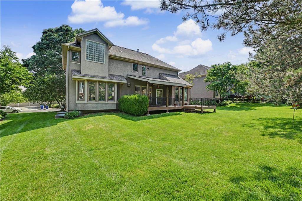 14904 Woodson St, Overland Park, KS 66223
